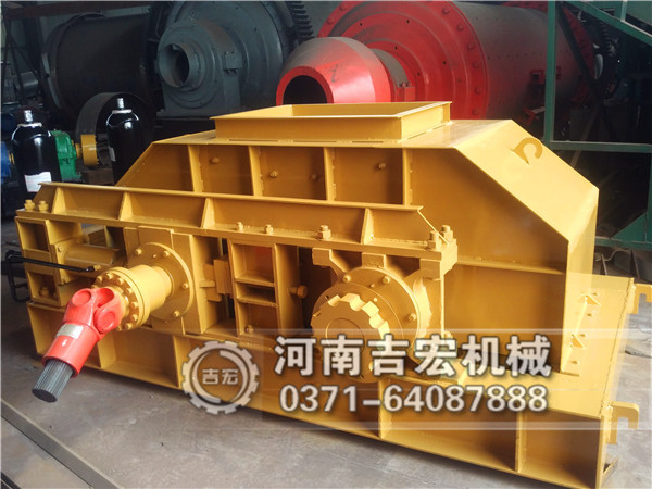 液壓破碎制砂機(jī)又叫對輥破碎機(jī)！