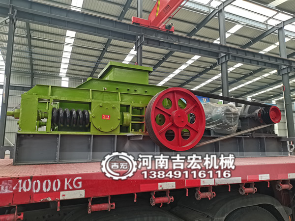 廢舊柏油路面破碎機(jī)哪種設(shè)備比較好,性能優(yōu)勢是什么?